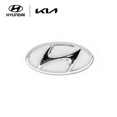 The New Grandeur IG Rear Trunk H-Logo Emblem